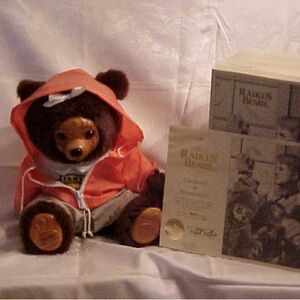 Vintage 1990 Robert Raikes “Camp Grizzly Bear” – Hillary Plush
